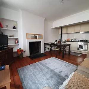 Apartment Lovely 2 Bedroom Flat In The Heart Of The, Edinburgh